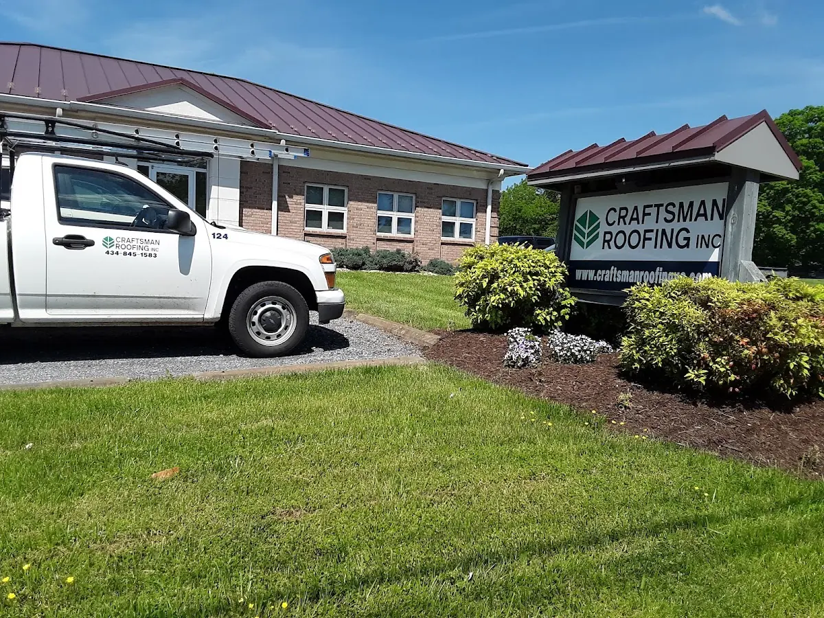 Quality Roof Replacement by experienced craftsmen in Hillcrest Manor